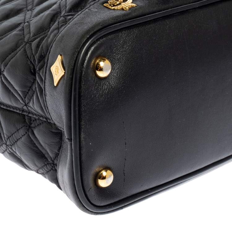 Pre Owned MCM Black Quilted Leather Shoulder Bag