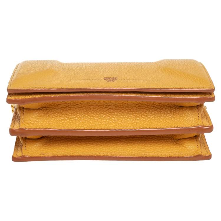 مملوكة مسبقًا MCM Yellow Leather Flap Chain Crossbody Bag