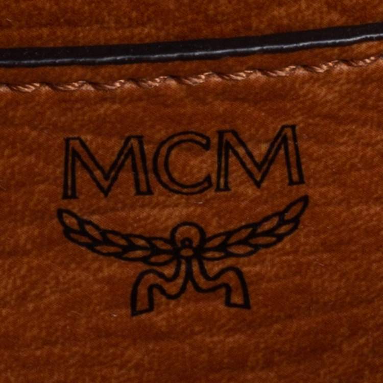 مملوكة مسبقًا MCM Yellow Leather Flap Chain Crossbody Bag