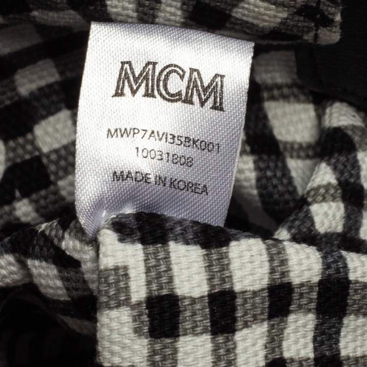 مملوكة مسبقًا MCM Black Visetos Coated Canvas and Leather Mini Anya Zip Tote