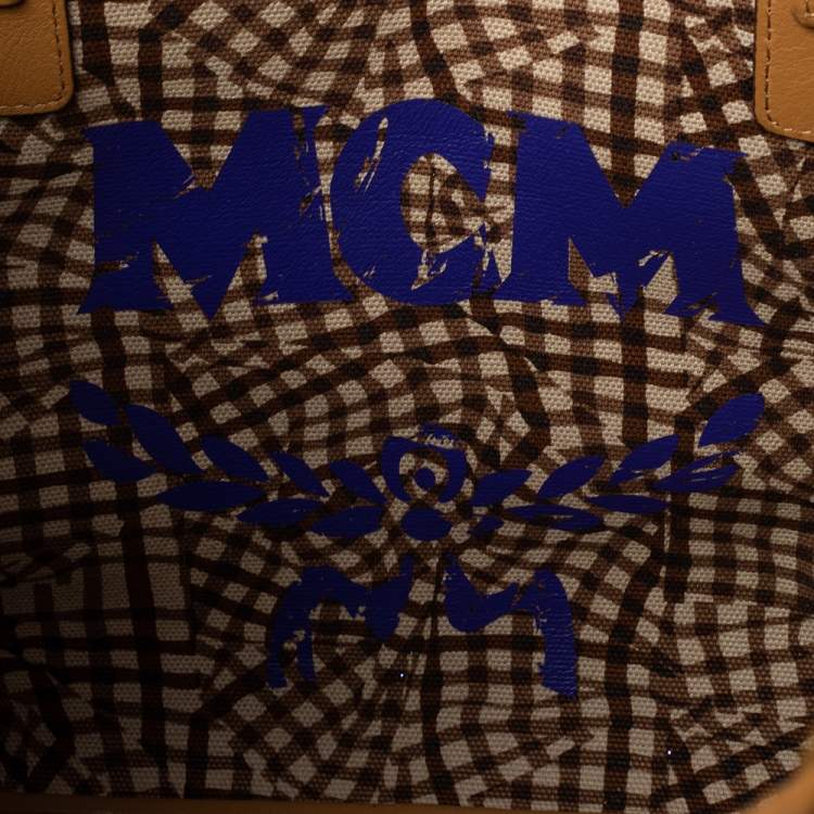 مملوكة مسبقًا  MCM Cognac Visetos Coated Canvas and Leather Reversible Shopper Tote 