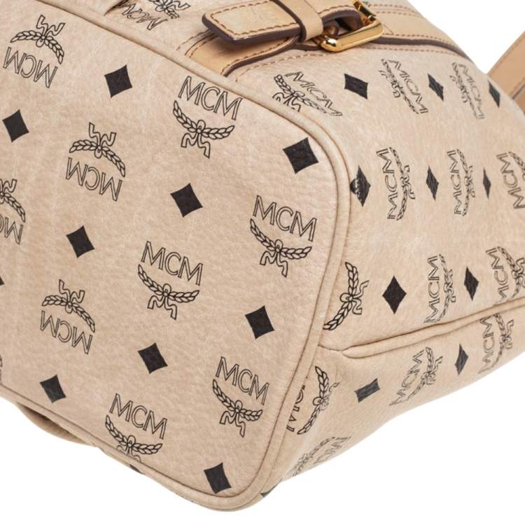 مملوكة مسبقًا MCM Cream/Beige Visetos Coated Canvas and Leather Shopper Tote