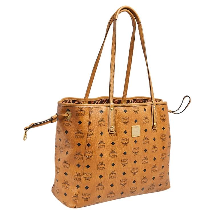 مملوكة مسبقًا MCM Cognac Visetos Coated Canvas Reversible Liz Shopper Tote