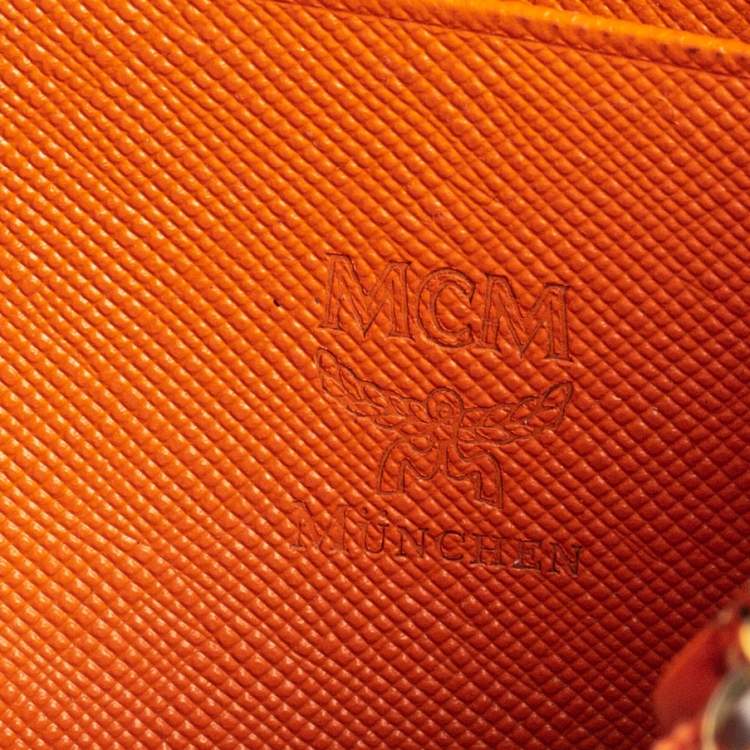 مملوكة مسبقًا MCM Strawberry Pink Visetos Leather Heritage Continental Wallet