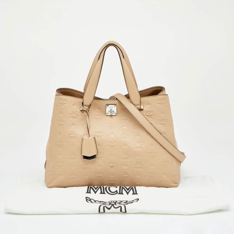 مملوكة مسبقًا MCM Beige Monogram Leather Tote