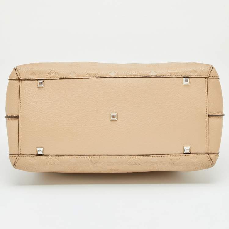 مملوكة مسبقًا MCM Beige Monogram Leather Tote