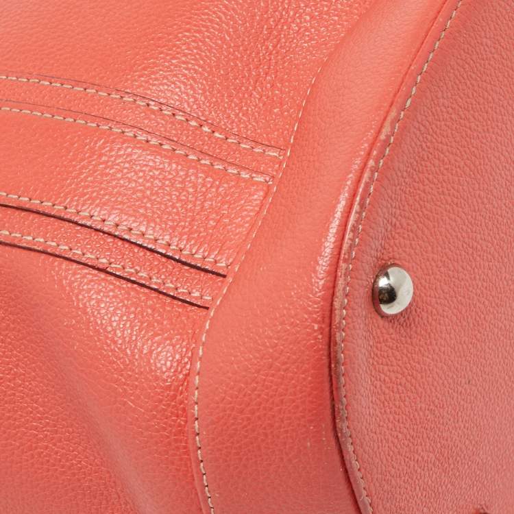 مملوكة مسبقًا MCM Orange Pebbled Leather Studded Tote
