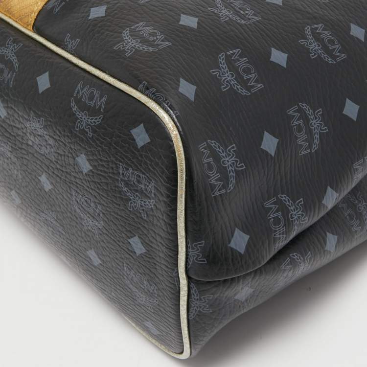 مملوكة مسبقًا MCM Dark Blue/Gold Visetos Coated Canvas Princess Lion Shopper Tote