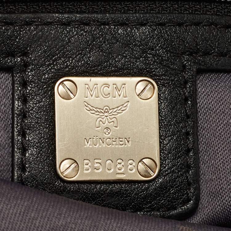 Pre Owned MCM Black/Brown Visetos Embossed Soft Leather Zip Shoulder Bag