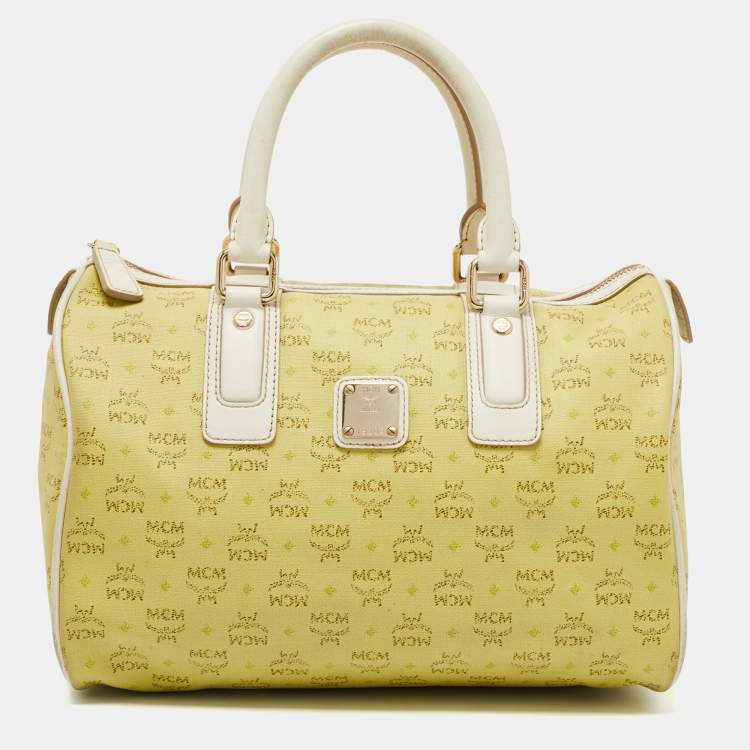 مملوكة مسبقًا MCM Lime/White Visetos Coated Canvas and Leather Boston Bag