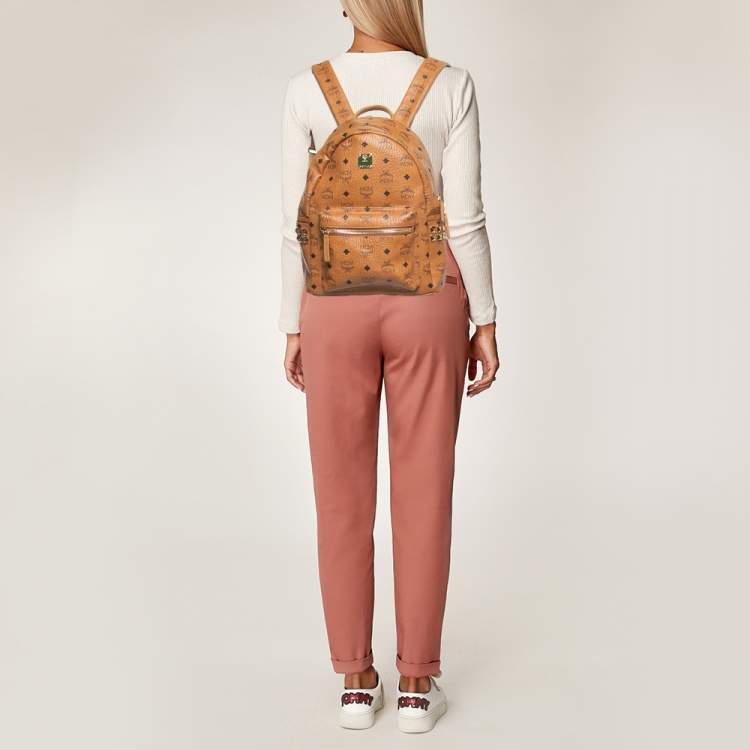 مملوكة مسبقًا MCM Cognac Visetos Coated Canvas Small Studs Stark Backpack
