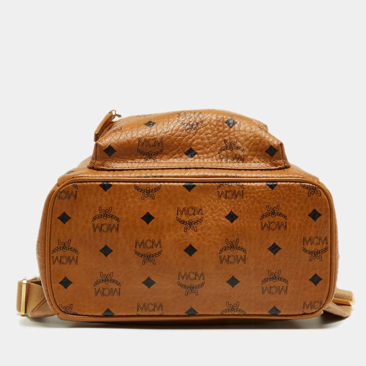 مملوكة مسبقًا MCM Cognac Visetos Coated Canvas Small Studs Stark Backpack