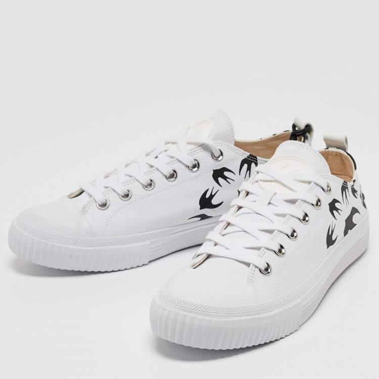 McQ by Alexander McQueen White Black Canvas Shallow Swarm Sneakers Size 40 TLC