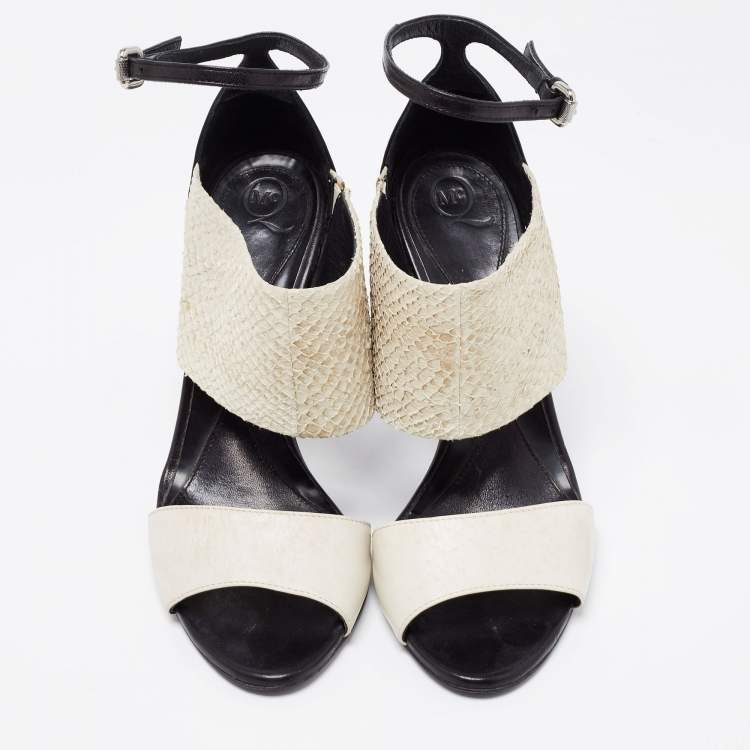 Pre Owned McQ by Alexander McQueen Off-White/Black Snakeskin And Leather Ankle Strap Sandals Size 39