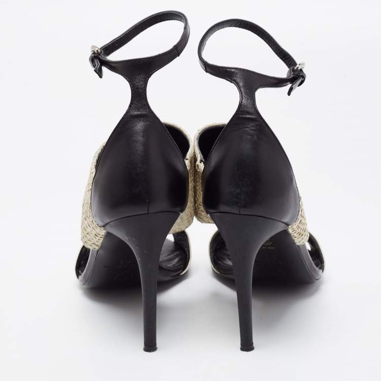 Pre Owned McQ by Alexander McQueen Off-White/Black Snakeskin And Leather Ankle Strap Sandals Size 39