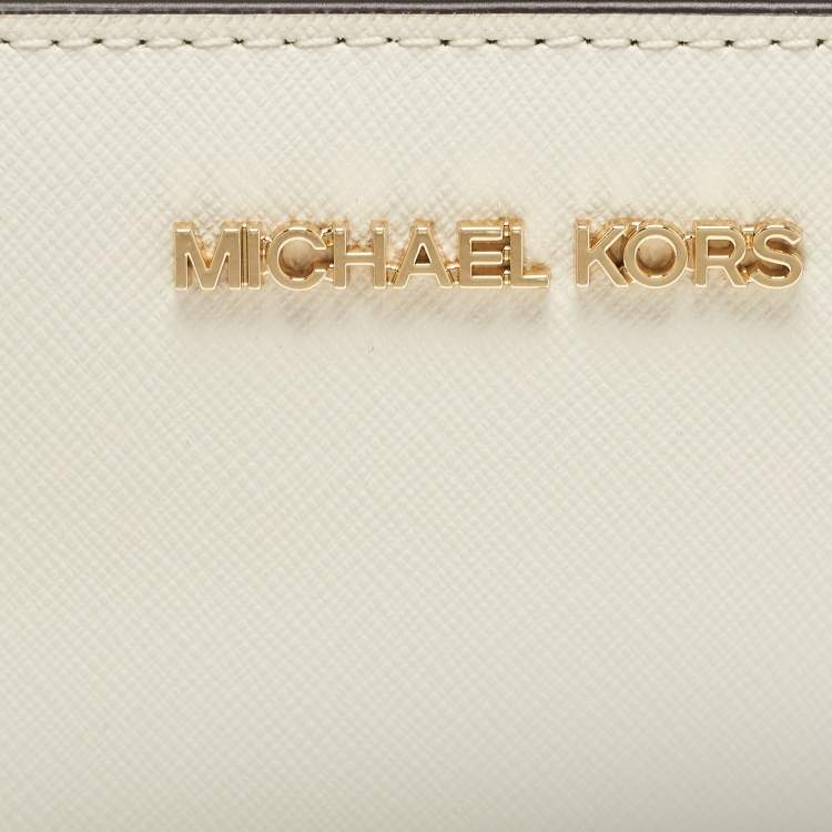 Pre Owned Michael Kors Cream Leather Jet Set Travel Compact Wallet