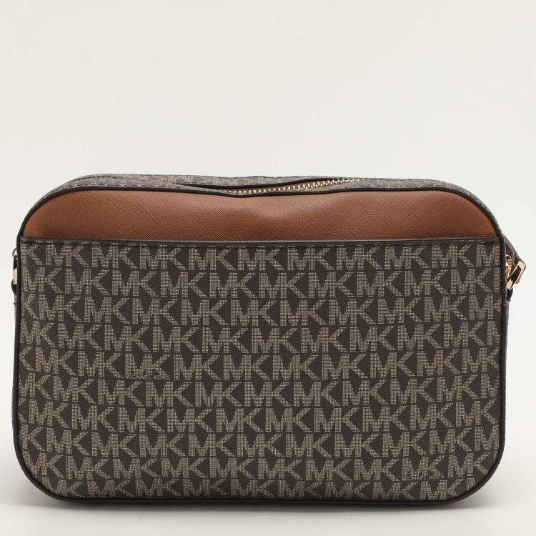 Pre Owned Michael Kors Brown Signature Coated Canvas and Leather Jet Set Crossbody Bag
