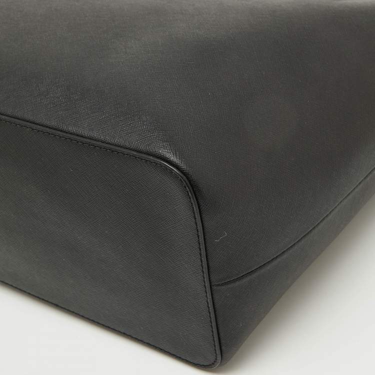 Pre Owned Michael Kors Black Leather Large Shania Chain Tote