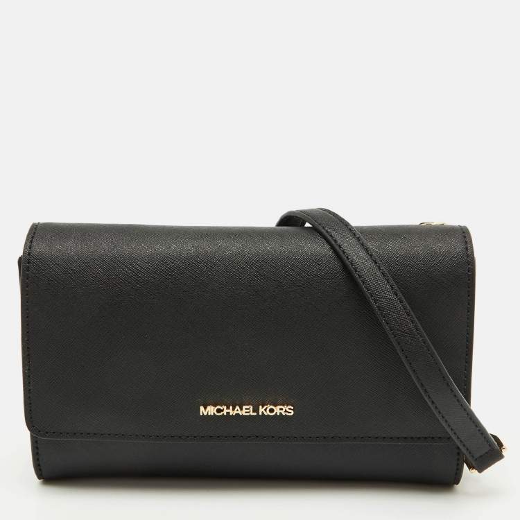 Pre Owned Michael Kors Black Leather Jet Set Flap Crossbody Bag