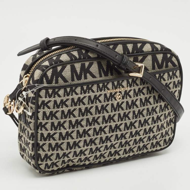 Pre Owned Michael Kors Black Signature Canvas Large East West Jet Set Charm Crossbody Bag