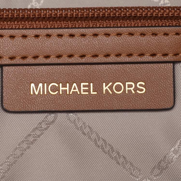 Pre Owned Michael Kors White Signature Coated Canvas Medium Marilyn Tote