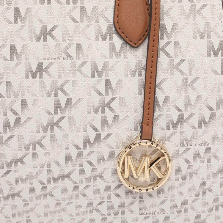 Pre Owned Michael Kors White Signature Coated Canvas Medium Marilyn Tote