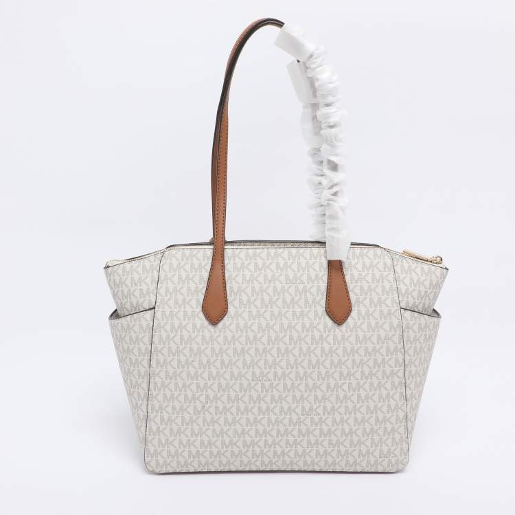 Pre Owned Michael Kors White Signature Coated Canvas Medium Marilyn Tote
