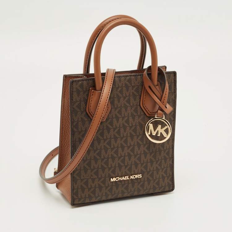 Pre Owned Michael Kors Two Tone Brown Signature Coated Canvas XS Mercer Tote