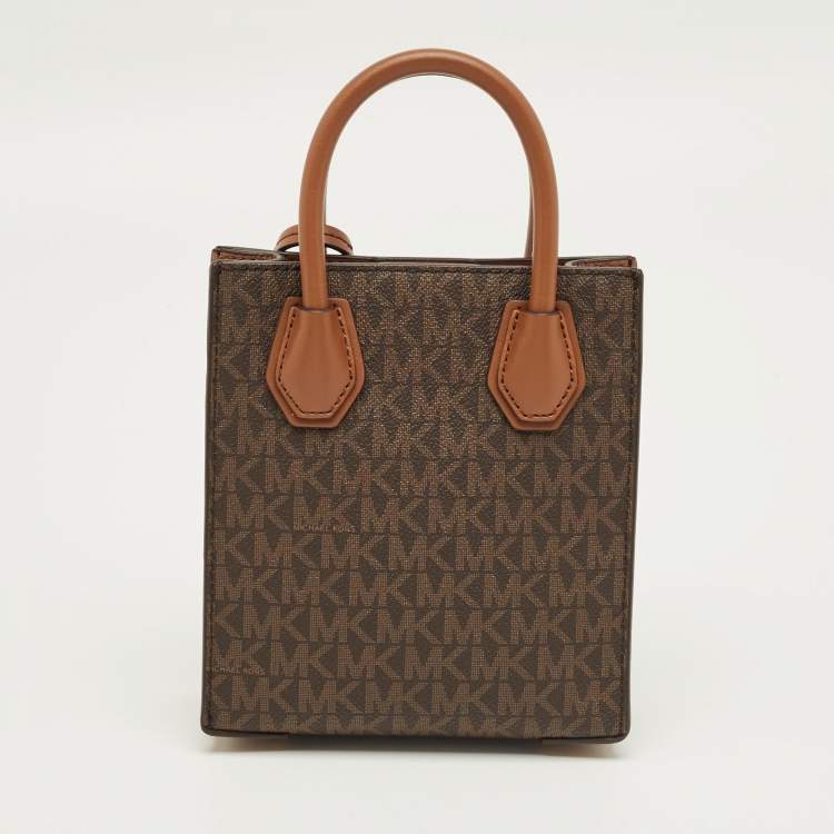 Pre Owned Michael Kors Two Tone Brown Signature Coated Canvas XS Mercer Tote