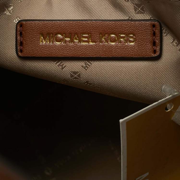 مملوكة مسبقًا Michael Kors Emilia Large Brown Signature Coated Canvas Satchel