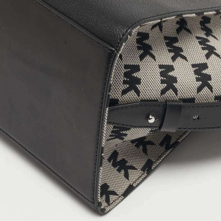 Pre Owned Michael Kors Avril Large Black Canvas and Leather Tote