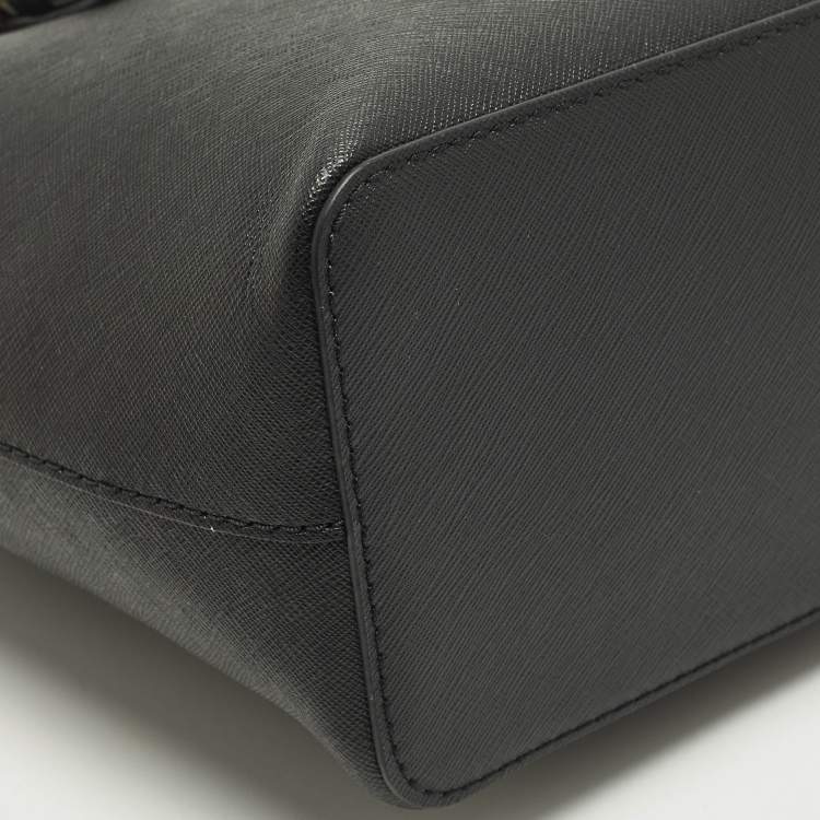 Pre Owned Michael Kors Jet Set Travel Extra Small Black Leather Tote