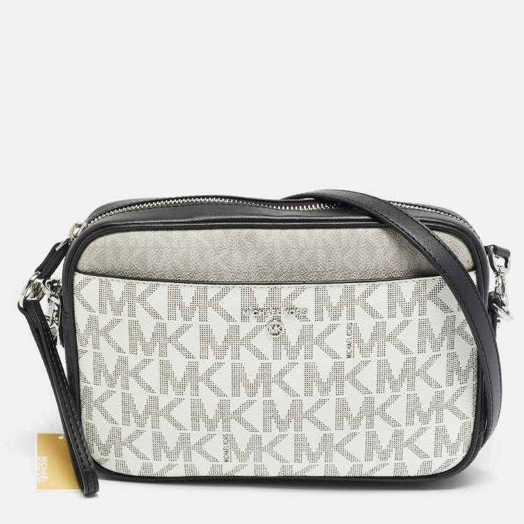 Pre Owned Michael Kors Jet Set Charm Large Tricolor Signature Coated Canvas Camera Crossbody Bag