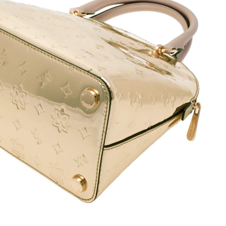 مملوكة مسبقًا MICHAEL Michael Kors Metallic Gold Mirror Leather Emmy Dome Satchel