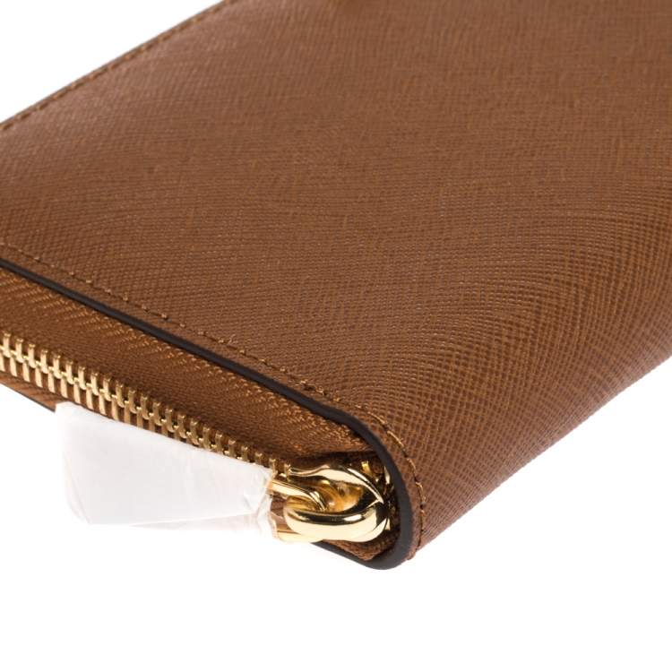 Pre Owned Michael Kors Brown Leather Jet Set Travel Continental Wallet