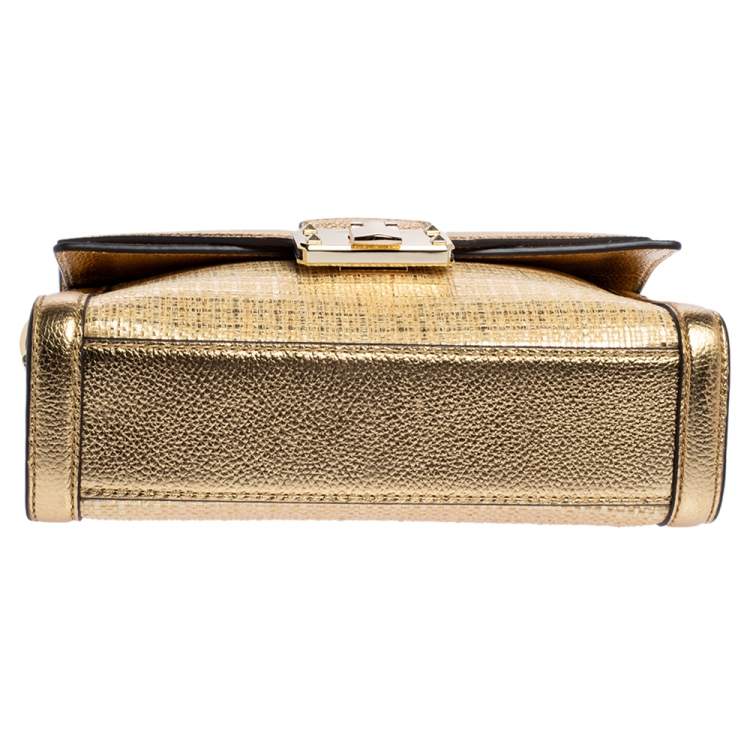 Pre Owned Michael Kors Gold Straw and Leather Kinsley Shoulder Bag