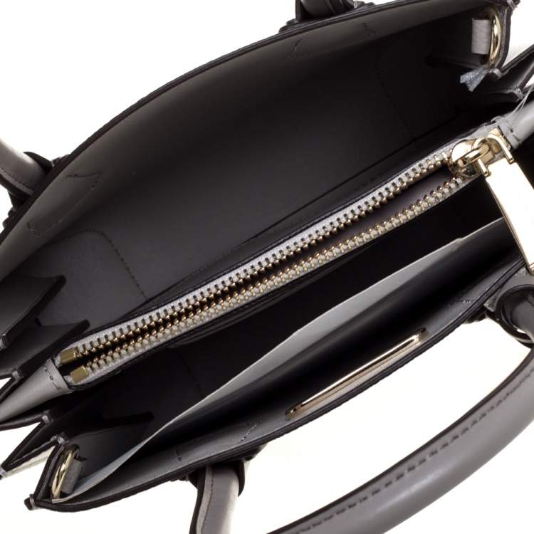 Pre Owned Michael Kors Grey/White Leather Mercer Tote