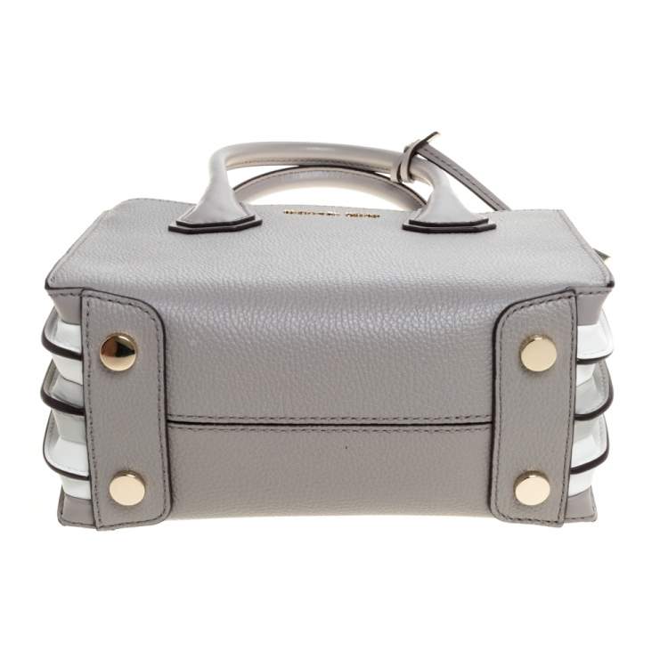 Pre Owned Michael Kors Grey/White Leather Mercer Tote