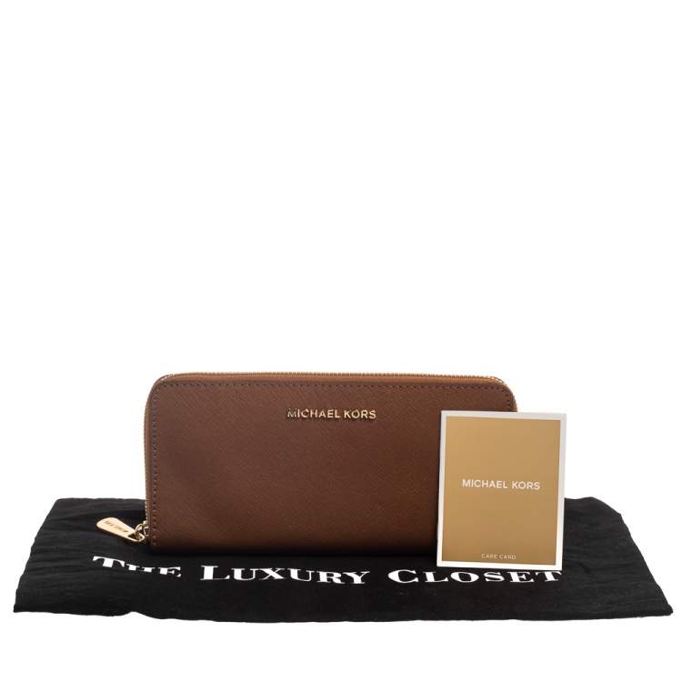 Pre Owned Michael Kors Brown Leather Jet Set Travel Zip Around Wallet