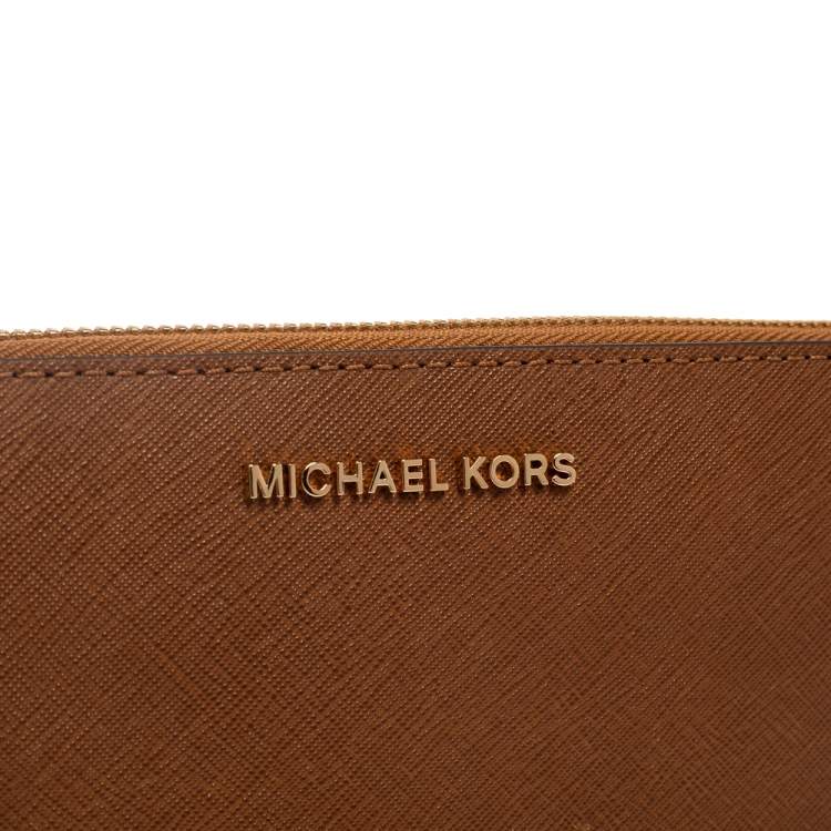 Pre Owned Michael Kors Brown Leather Jet Set Travel Zip Around Wallet