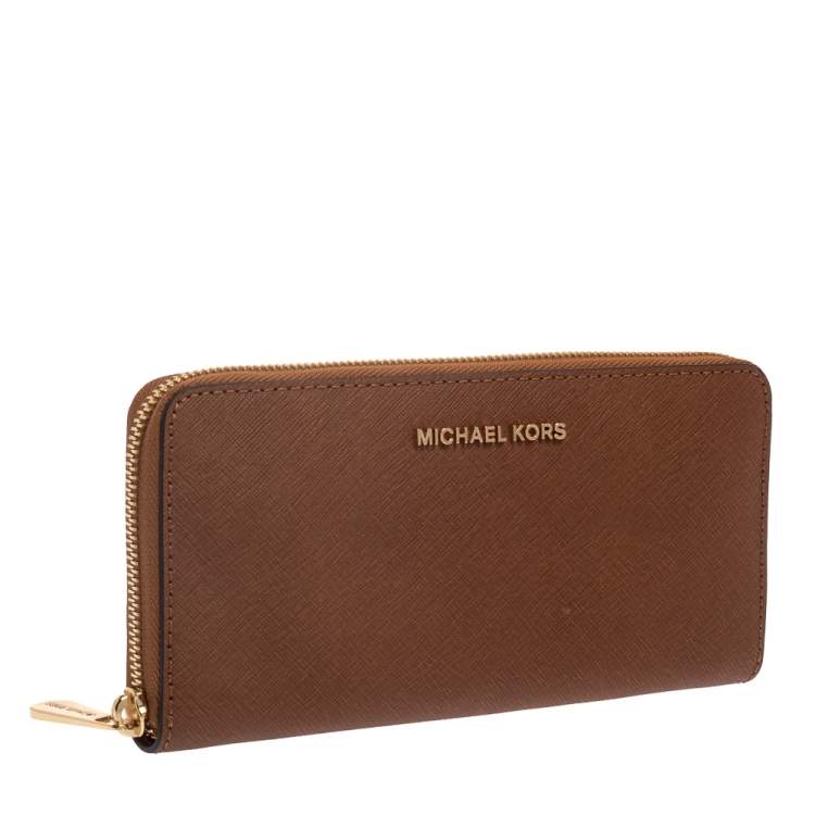 Pre Owned Michael Kors Brown Leather Jet Set Travel Zip Around Wallet