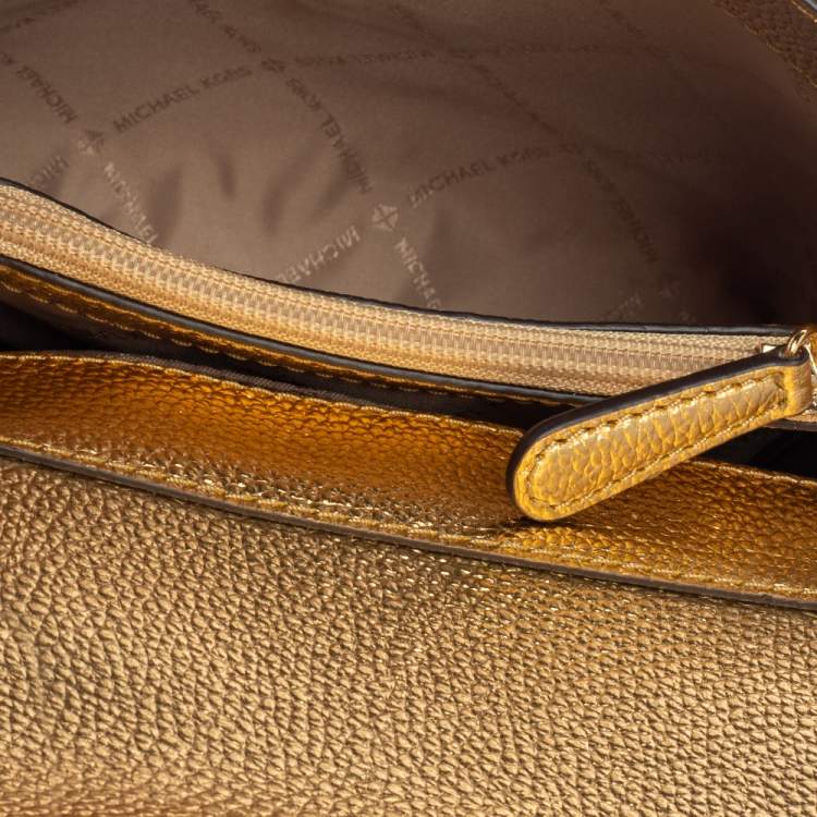 Pre Owned Michael Kors Gold Woven Straw and Leather XS Kinsley Top Handle Bag