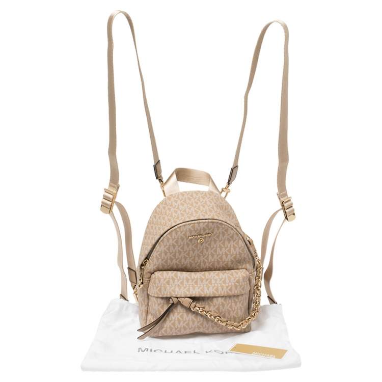 Pre Owned Michael Kors Signature Canvas Slater Convertible Backpack