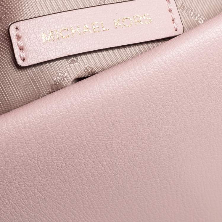Pre Owned Michael Kors Pink Signature Coated Canvas and Leather Medium Kinsley Shoulder Bag