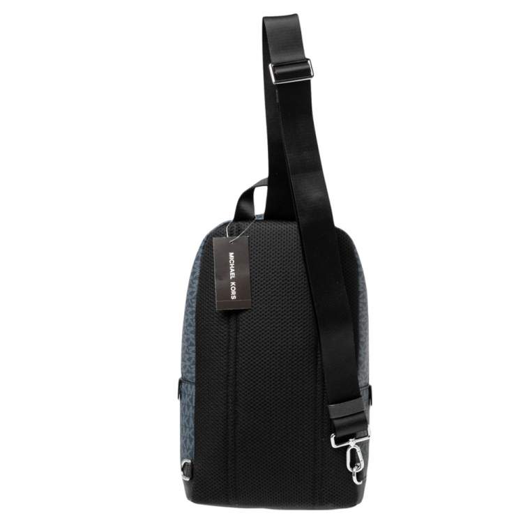 Pre Owned Michael Kors Blue/Black Signature Coated Canvas Cooper Commuter Sling Backpack 