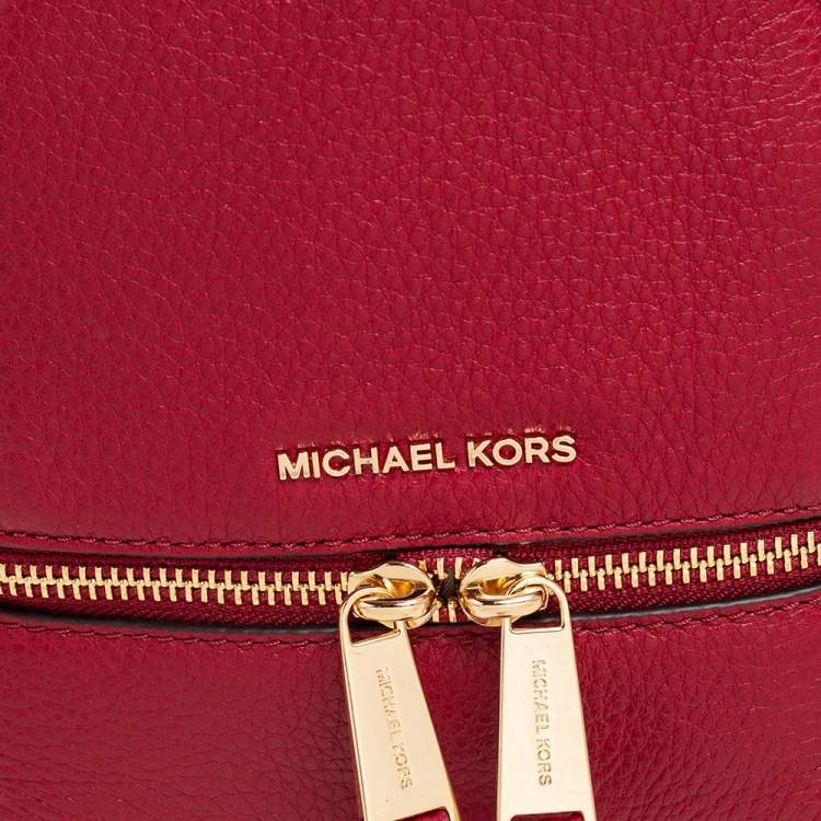مملوكة مسبقًا Michael Kors Red Grained Leather Mini Rhea Backpack