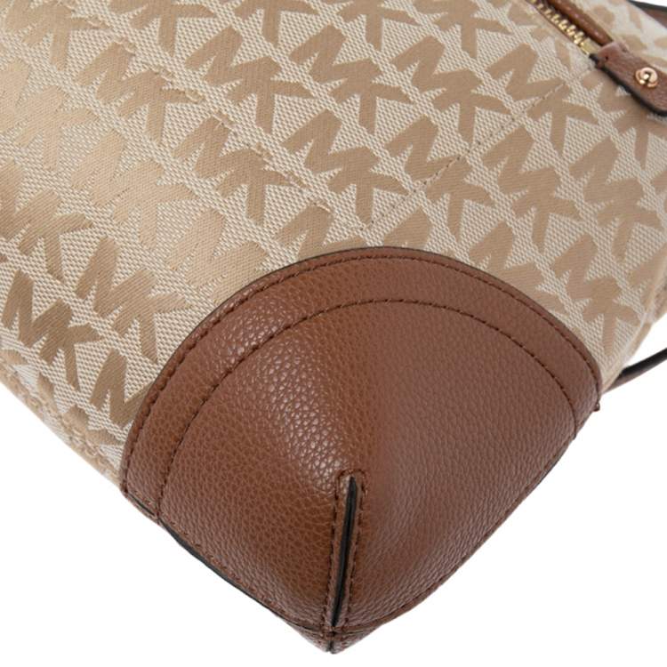 Pre Owned Michael Kors Beige/Brown Signature Canvas and Leather Shoulder Bag