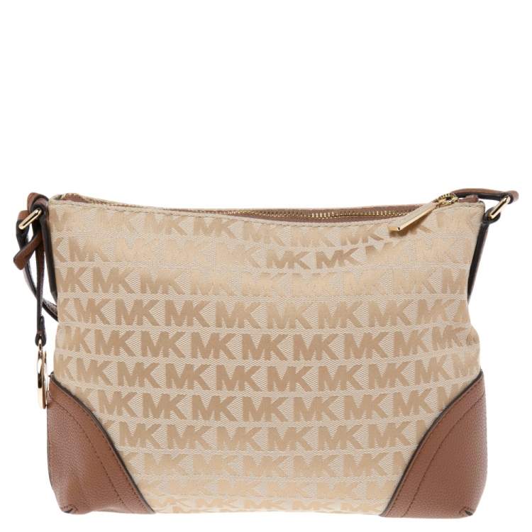 Pre Owned Michael Kors Beige/Brown Signature Canvas and Leather Shoulder Bag