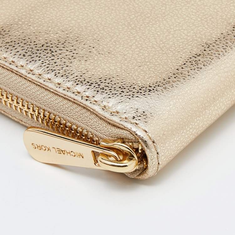 Pre Owned Michael Kors Gold Leather Jet Set Zip Around Wallet