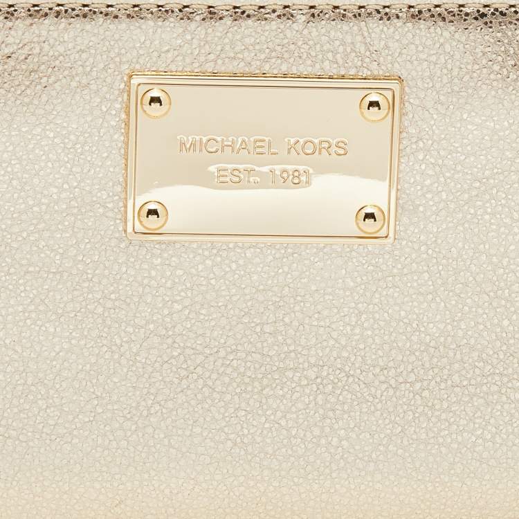 Pre Owned Michael Kors Gold Leather Jet Set Zip Around Wallet